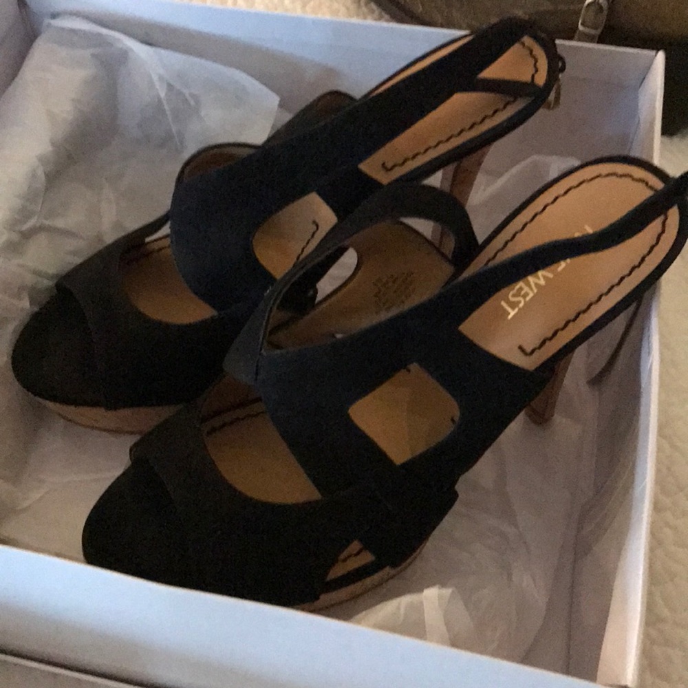 Suede 9 West Heals